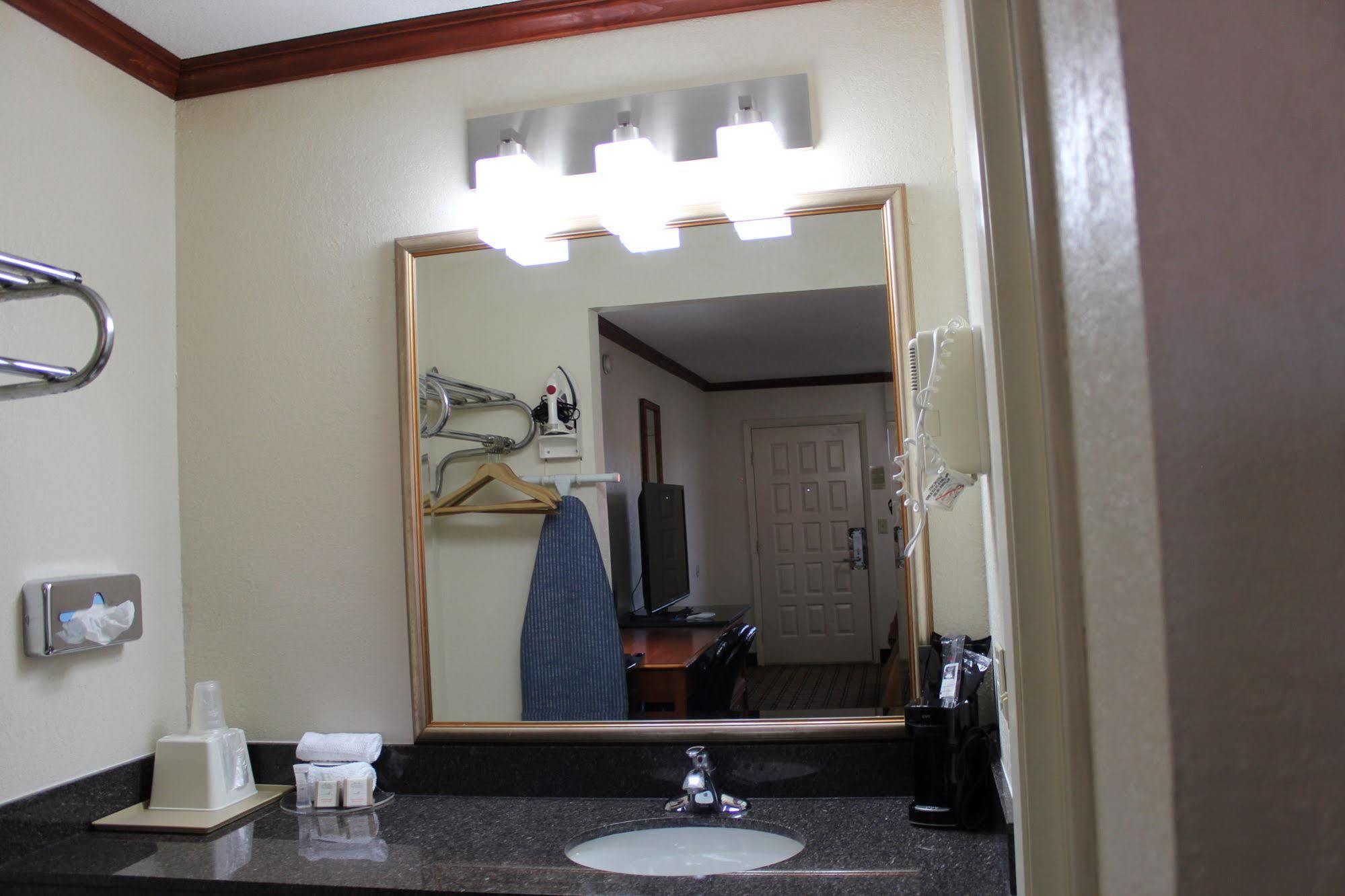Sanger Inn Extérieur photo